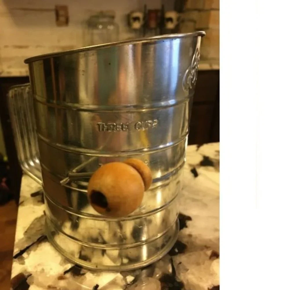 Vintage Good Cook Measuring Flour Sifter Aluminum 3 Cup Wood Knob VERY CLEAN